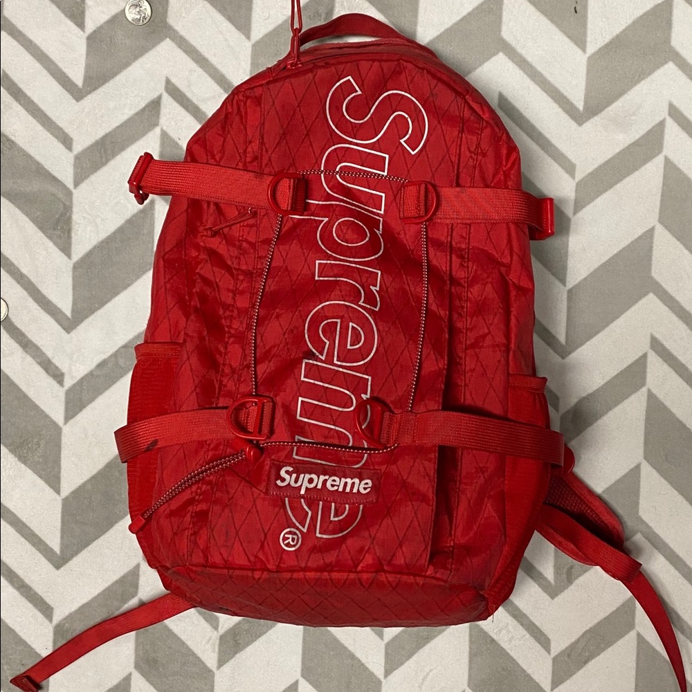 Supreme FW18 Red backpack